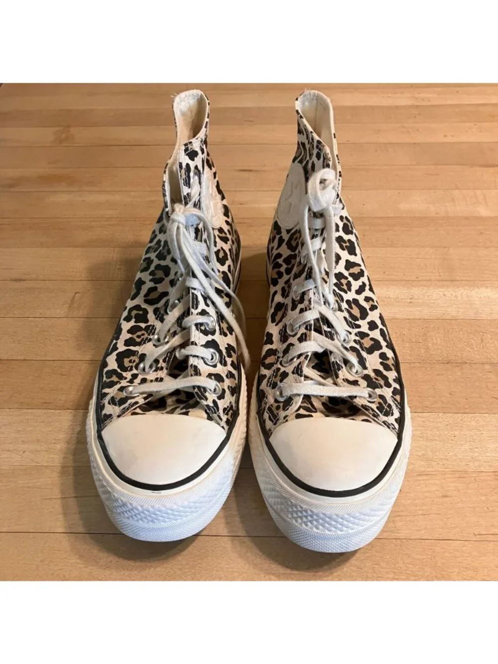 Converse  Womens Leopard Lift Platform Hi Top Sneakers Size 8.5 White SP EXC
